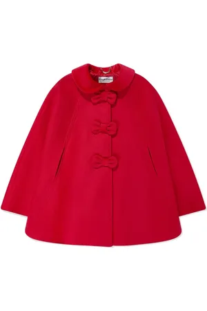 Sarah Louise Cape mit Schleifenverzierung