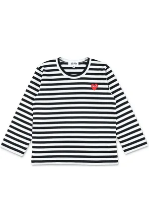 Comme des Garçons Gestreiftes T-Shirt mit Herz-Patch