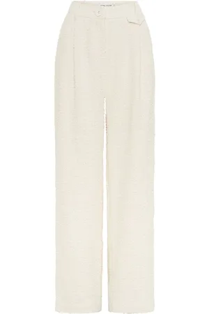 Anna Quan Nico Hose