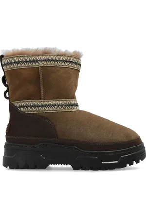 UGG Classic Mini TrailGrazer Stiefel 44mm