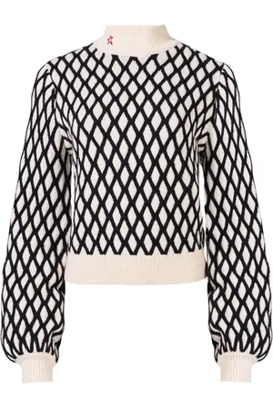 Perfect Moment Carving Pullover