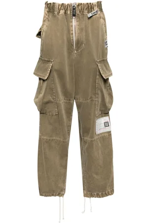 Maison Mihara Yasuhiro Cargohose mit Logo-Patch