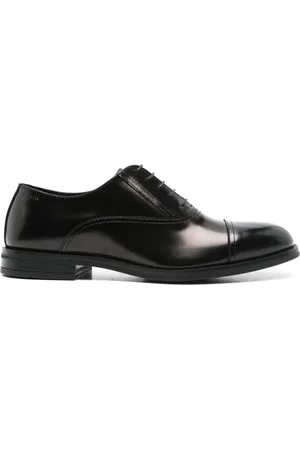 Stuart Weitzman Club Classic Oxford-Schuhe