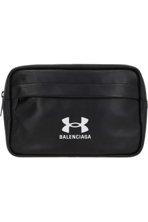 Balenciaga X Under Armour Kulturbeutel