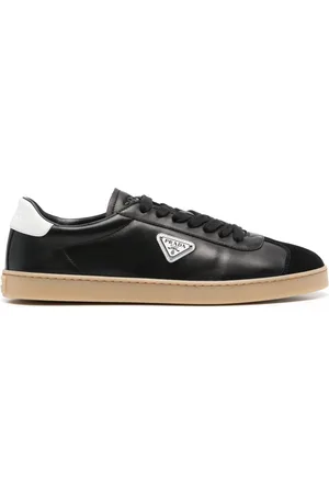 Prada Sneakers aus Leder