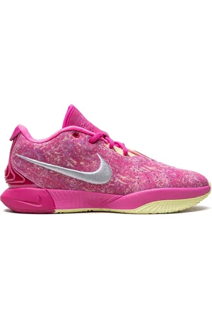 Nike LeBron 21 The World Is Your Oyster Sneakers