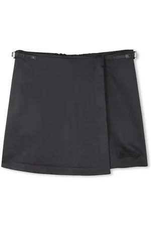 Givenchy Shorts mit Logo-Stickerei