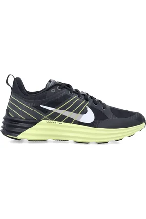 Nike Lunar Roam Sneakers