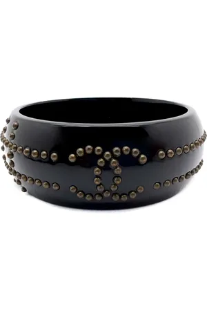 CHANEL 2007 Armreif mit Nieten-CC