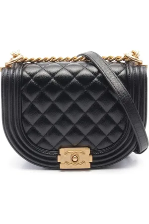 CHANEL 2021 Kleine Boy Schultertasche