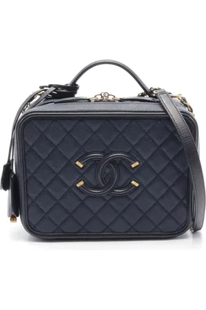 CHANEL 2017-2018 Kosmetiktasche mit CC