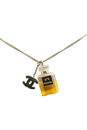 CHANEL 2004 vergoldete CC Halskette mit No.5-Flakon-Anhänger