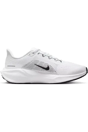 Nike Pegasus White/Black Sneakers