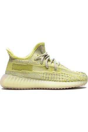 adidas Yeezy Boost 350 V2