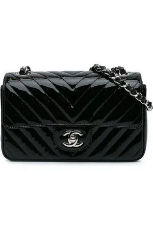 CHANEL 2017-2018 mini rechteckige Classic Chevron Single Flap Umhängetasche aus Lackleder
