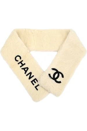 CHANEL 1990-2000s CC Schal