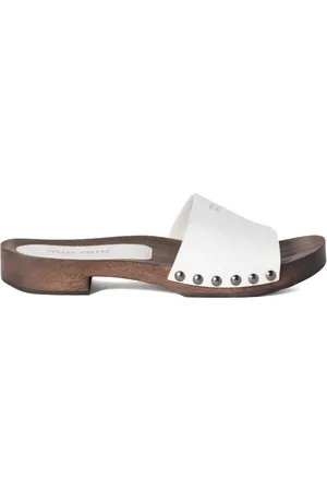 Miu Miu Clogs aus Lackleder
