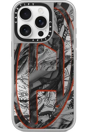 Diesel X CASETiFY geformte iPhone 16 Pro-Hülle