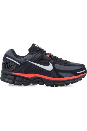 Nike Zoom Vomero 5 Sneakers