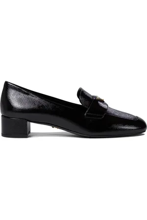 Prada Pumps mit emailliertem Logo 35mm