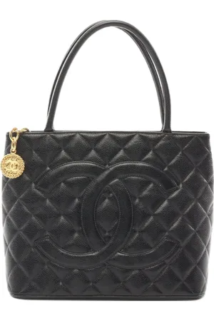 CHANEL 1997-1999 Medallion Shopper