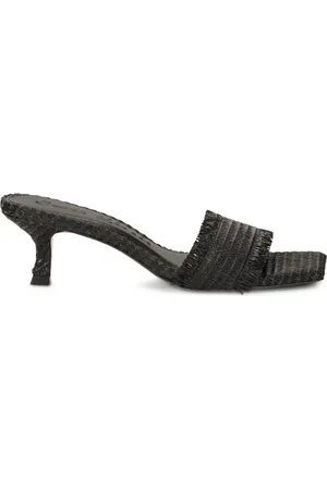 Cult Gaia Ausgefranste Ada Mules
