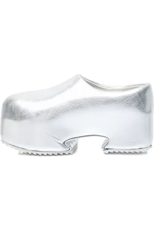 Yume Yume Mules im Metallic-Look