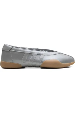 adidas Taekwondo Mei Ballet Silver Metallic/Silver Metallic/Gum Sneakers