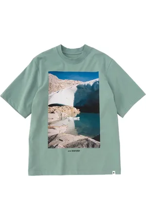 and wander T-Shirt mit Stempel