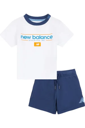 New Balance Set aus T-Shirt und Shorts