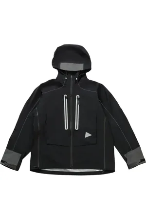 and wander Waterproof hooded jacket