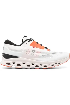 On Running Cloudstratus Lauf-Sneakers