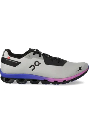 On Running Laufschuhe aus Mesh