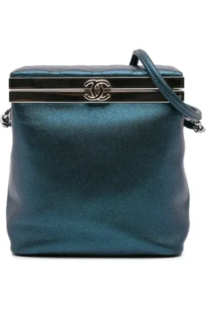 CHANEL 2016-2017 CC Kosmetiktasche aus Kalbsleder im Metallic-Look