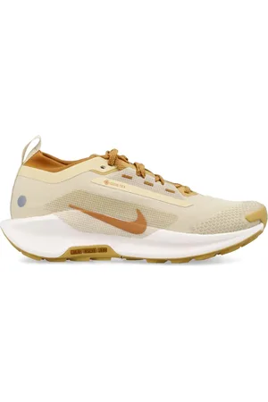 Nike Leichte GORE-TEX Sneakers