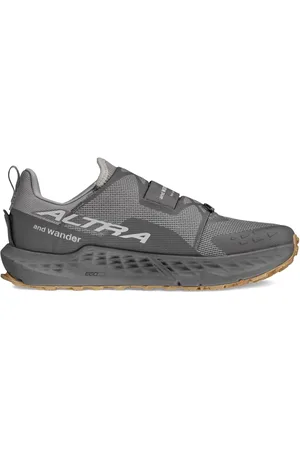 and wander Altra Sneakers