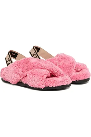 Nº21 Sandalen aus Fleece