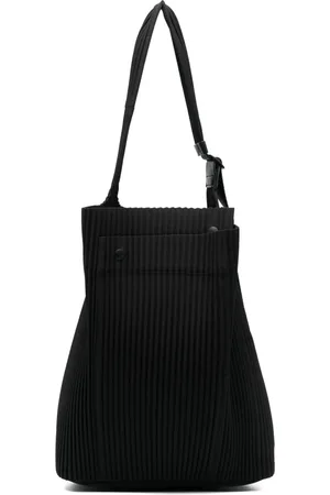 Issey Miyake Schultertasche im Utility-Look
