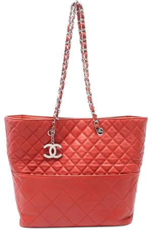 CHANEL 2010-2011 Matelassé Chain Tote Bag
