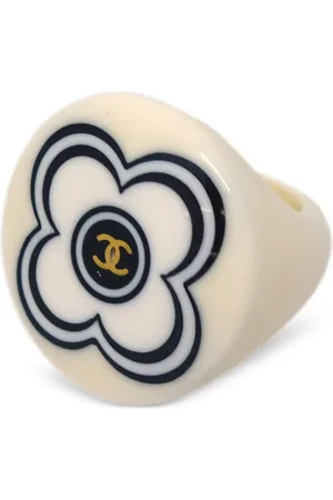 CHANEL 2002 Ring mit Blumen-Print