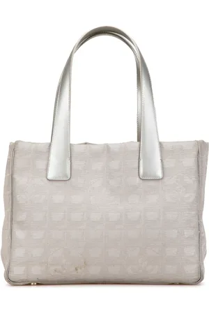 CHANEL 2003-2004 New Travel Line Tote Bag aus Nylon