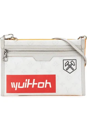 LOUIS VUITTON 2019 Monogram Antartica Double Flat Kuriertasche