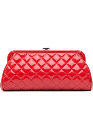 CHANEL 2015-2016 CC Kiss Lock Clutch aus gestepptem Lackleder