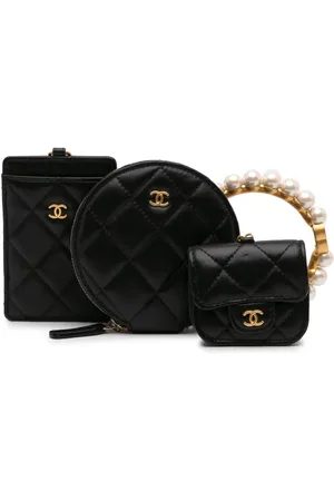 CHANEL 2021 Pearl Crown CC Wristlet Multi Pouches Clutch