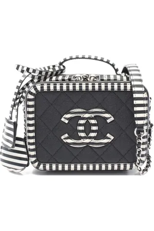 CHANEL 2019 CC Figley Kosmetiktasche
