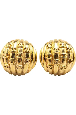 CHANEL 1980-1990 vergoldete CC Dome Ohrclips