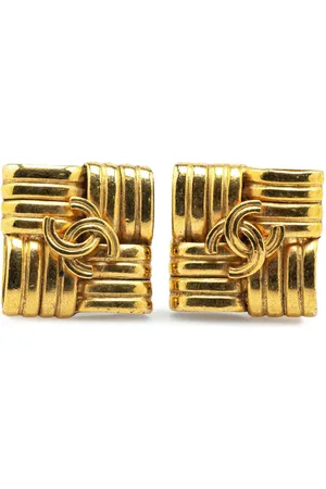 CHANEL 1996 vergoldete quadratische CC Ohrclips