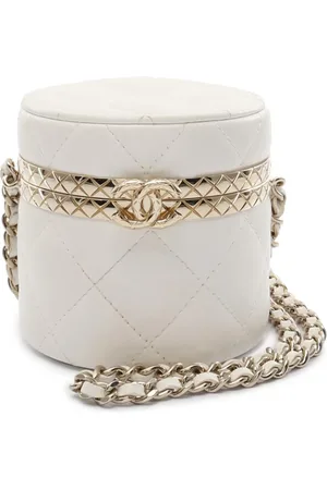 CHANEL 2021-2024 mini Matelasse Kosmetiktasche aus Lammleder