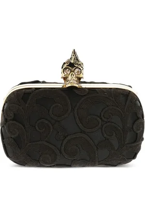 Alexander McQueen Satin-Spitzen-Clutch mit Totenkopfverschluss