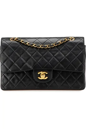 CHANEL 1996-1997 Medium Classic Lambskin Double Flap shoulder bag